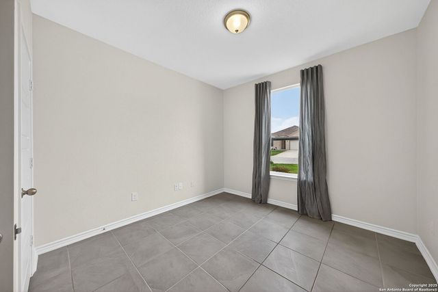 8014 Kingfisher Lndg, San Antonio, TX 78253