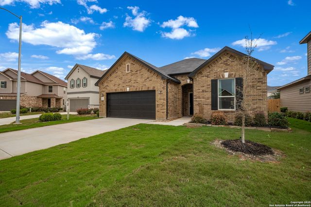 8014 Kingfisher Lndg, San Antonio, TX 78253