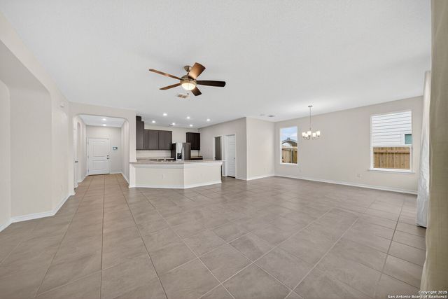 8014 Kingfisher Lndg, San Antonio, TX 78253