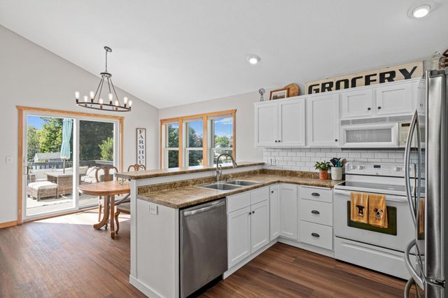 1365 Martin Court, New Richmond, WI 54017