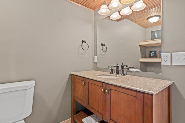 1365 Martin Court, New Richmond, WI 54017