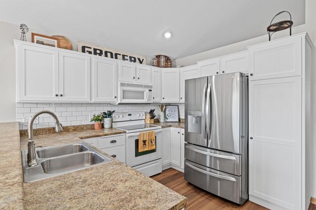 1365 Martin Court, New Richmond, WI 54017