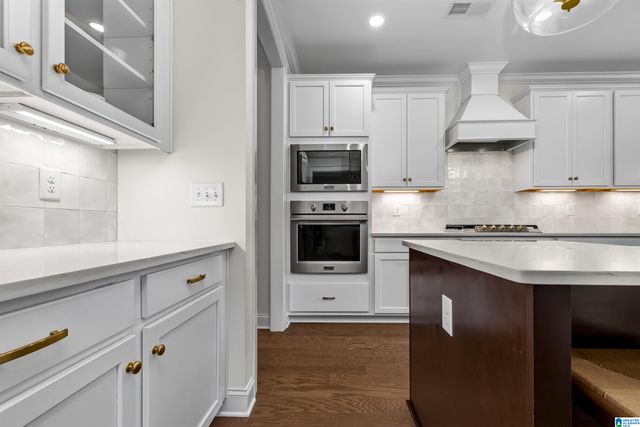 1222 BRAYFIELD CREST DRIVE, Vestavia Hills, AL 35242