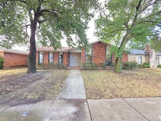 7334 Oakmore Drive, Dallas, TX 75249