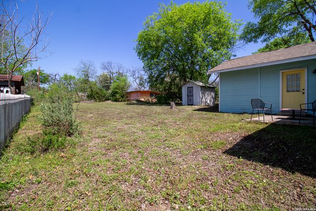 139 Palo Blanco, San Antonio, TX 78210