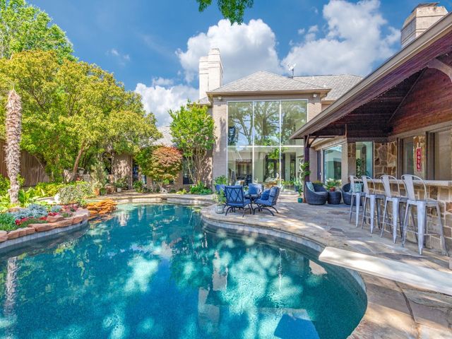17704 Cedar Creek Canyon Drive, Dallas, TX 75252