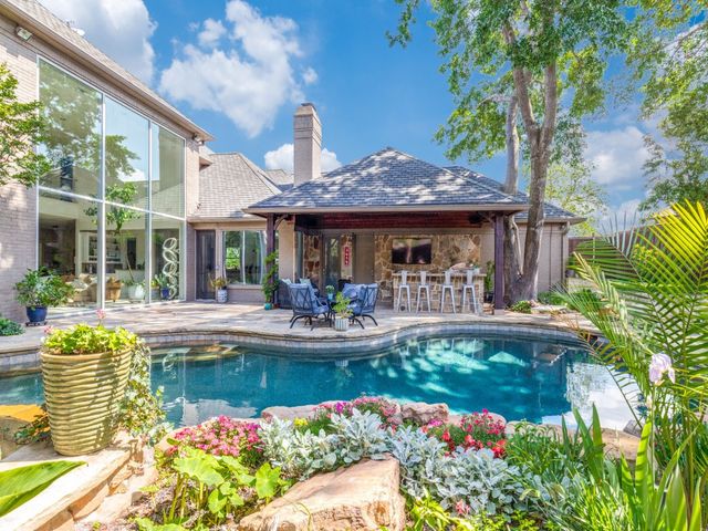 17704 Cedar Creek Canyon Drive, Dallas, TX 75252