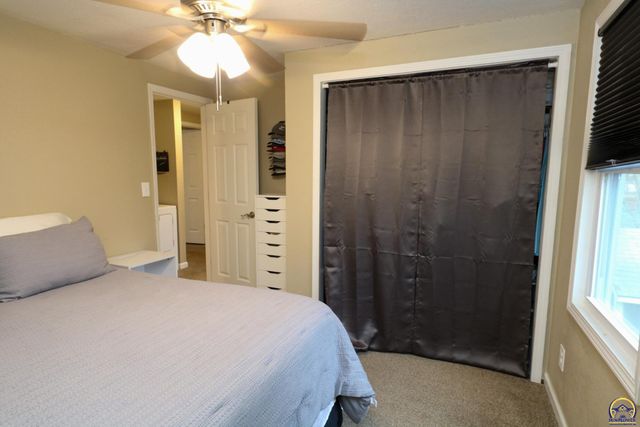 928 Lakeview St, Emporia, KS 66801