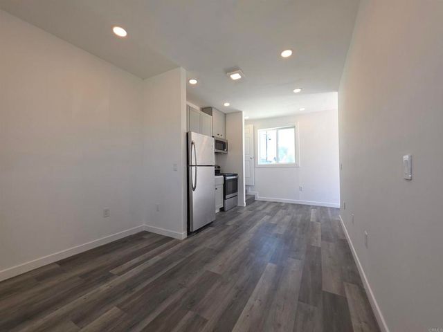 1819 Oakshire Court, San Diego, CA 92102