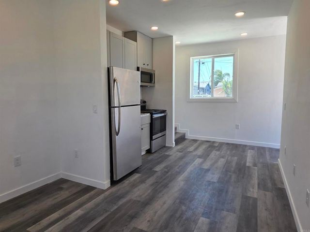 1819 Oakshire Court, San Diego, CA 92102