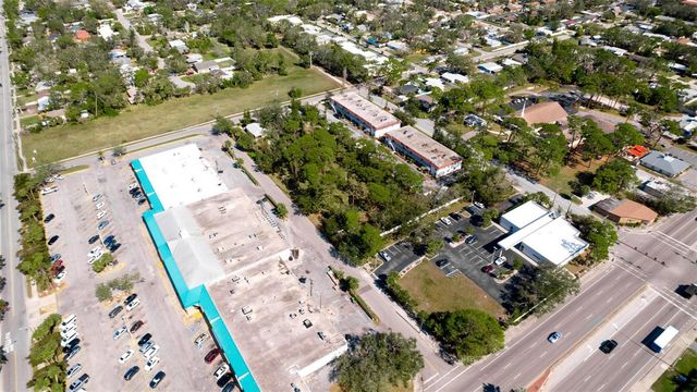 N SHADE AVENUE, Sarasota, FL 34237