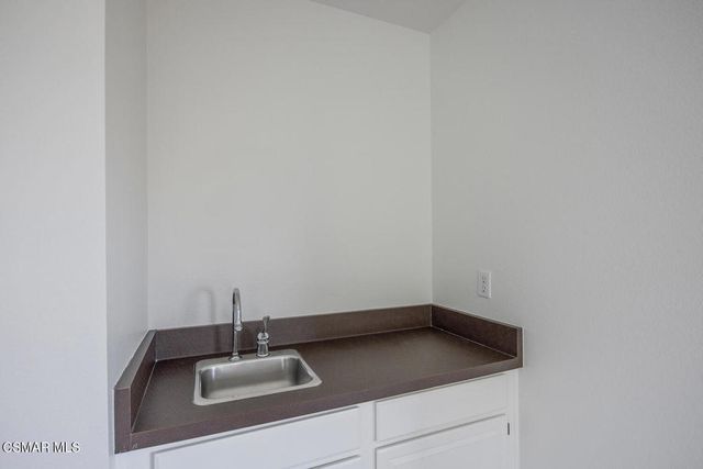 139 Los Padres Drive, Thousand Oaks, CA 91361