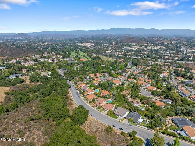 139 Los Padres Drive, Thousand Oaks, CA 91361