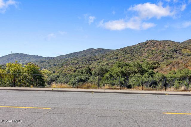139 Los Padres Drive, Thousand Oaks, CA 91361