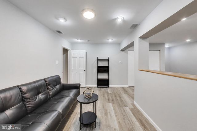 14222 OXFORD DR, Laurel, MD 20707