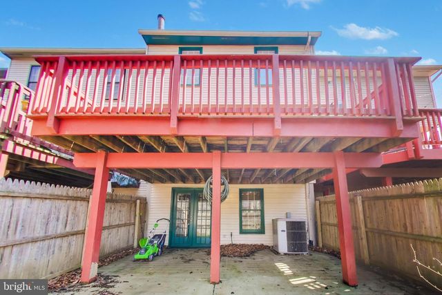 14222 OXFORD DR, Laurel, MD 20707