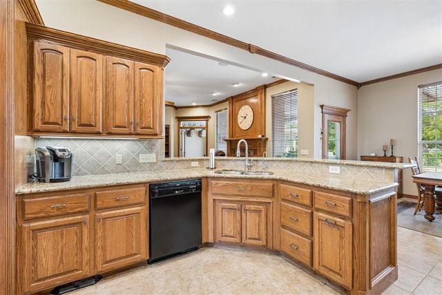 16317 Roserock Circle, Choctaw, OK 73020