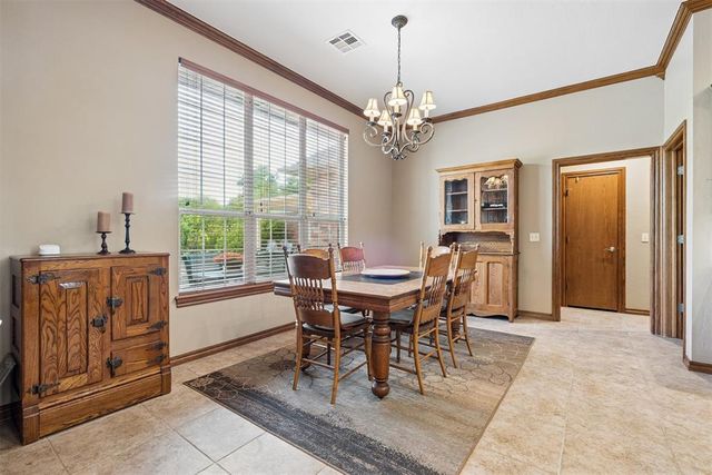 16317 Roserock Circle, Choctaw, OK 73020