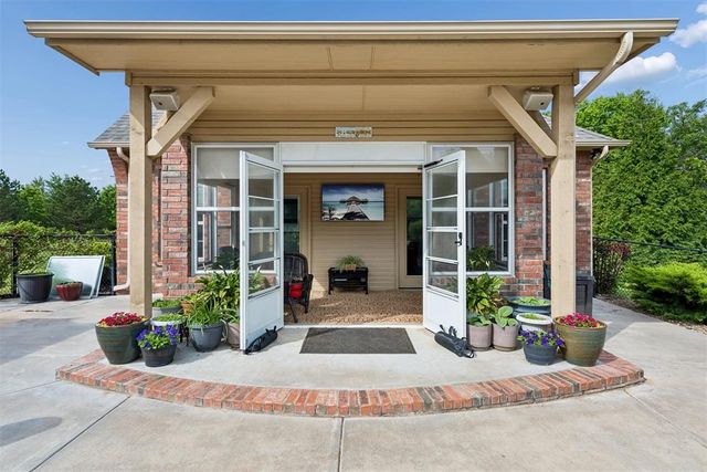 16317 Roserock Circle, Choctaw, OK 73020