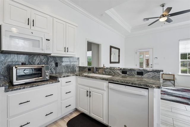 16317 Roserock Circle, Choctaw, OK 73020