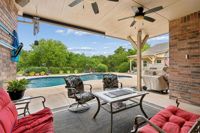 16317 Roserock Circle, Choctaw, OK 73020