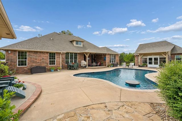 16317 Roserock Circle, Choctaw, OK 73020