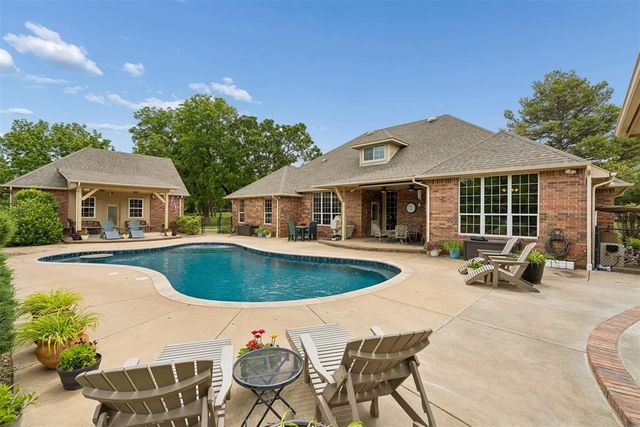 16317 Roserock Circle, Choctaw, OK 73020