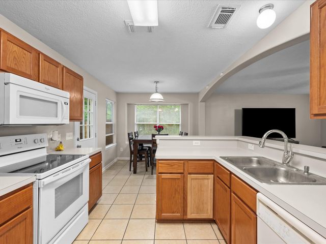 13604 Bighorn Trail, Willis, TX 77378