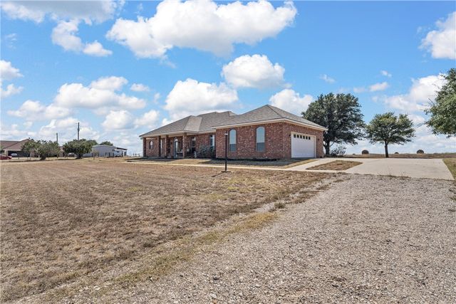 299 Twin Bends Road, Crawford, TX 76638