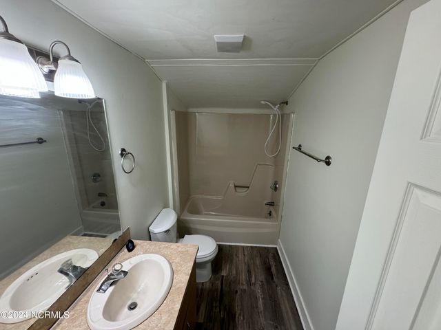 2807 Boones Neck Road SW, Supply, NC 28462