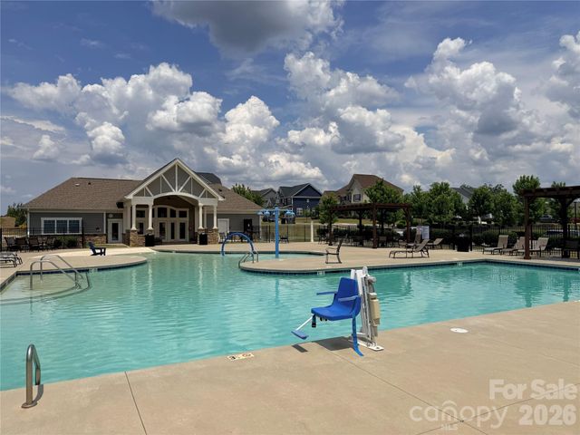 15316 Ravenall Drive, Huntersville, NC 28078