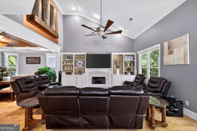 4160 Gateswalk Drive SE, Smyrna, GA 30080