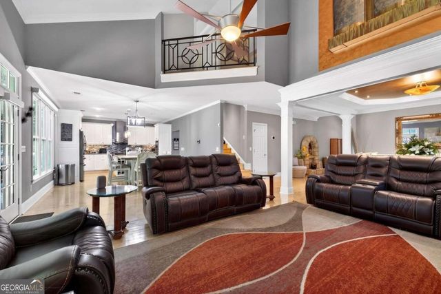 4160 Gateswalk Drive SE, Smyrna, GA 30080