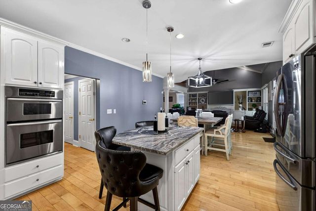 4160 Gateswalk Drive SE, Smyrna, GA 30080