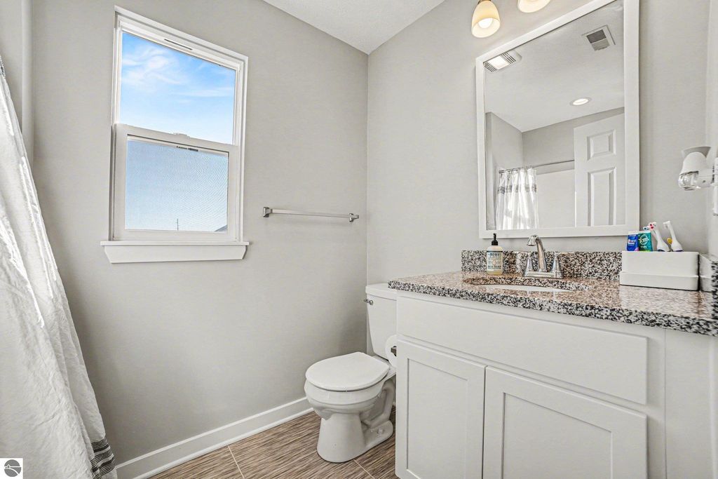 Image 19 of property listing at 158 Jade Court, Alma, MI 48801