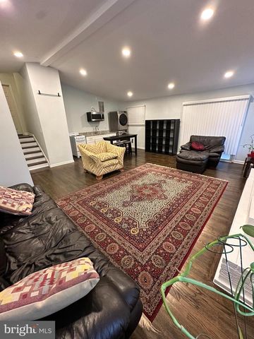 10006 GREEN FOREST DR, Hyattsville, MD 20783