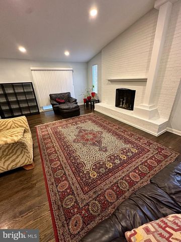 10006 GREEN FOREST DR, Hyattsville, MD 20783