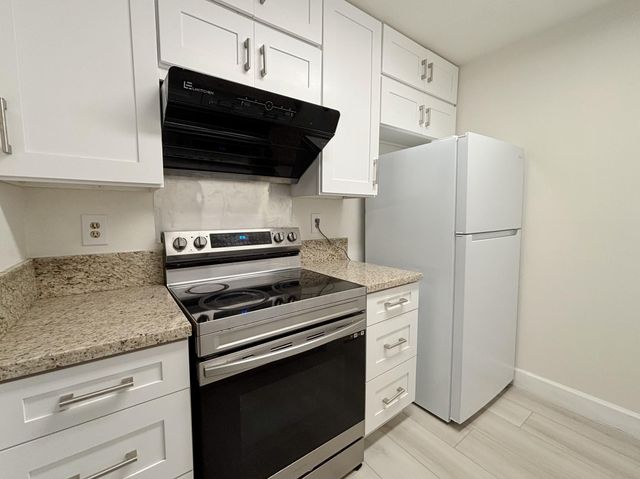 7950 N Stadium Drive 236, Houston, TX 77030