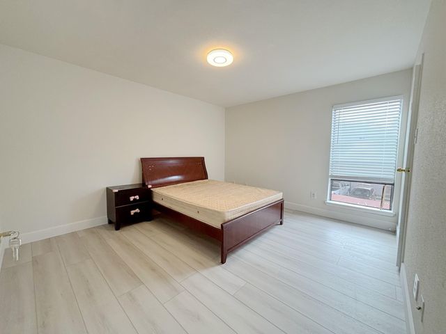 7950 N Stadium Drive 236, Houston, TX 77030