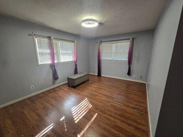 419 Forest Lane Dr, Gaffney, SC 29340