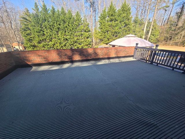 419 Forest Lane Dr, Gaffney, SC 29340