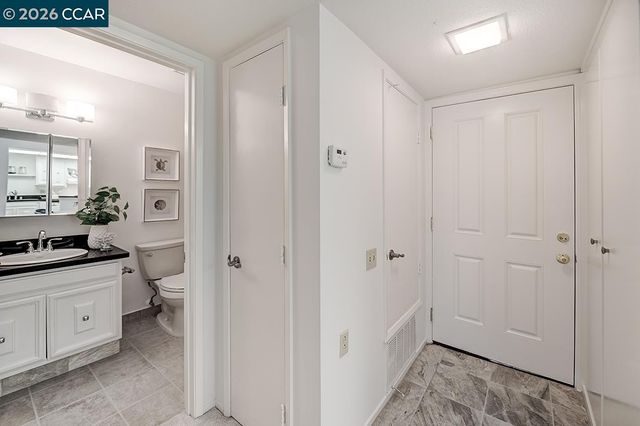1316 Singingwood Ct 2, Walnut Creek, CA 94595