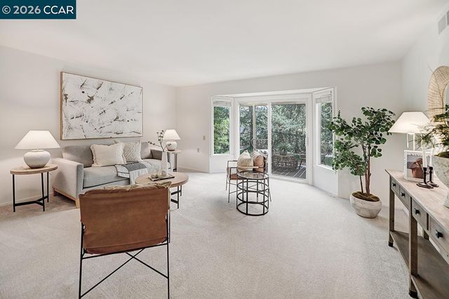 1316 Singingwood Ct 2, Walnut Creek, CA 94595