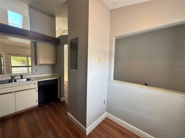 3118 S SEMORAN BOULEVARD N2, Orlando, FL 32822