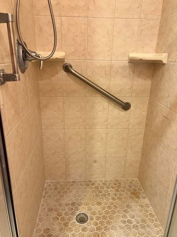 424 Saxony, Delray Beach, FL 33446