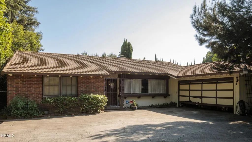 36 E Longden Avenue, Arcadia, CA 91006
