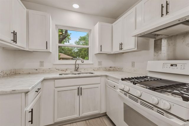 3004 Ballinger Drive, Garland, TX 75041
