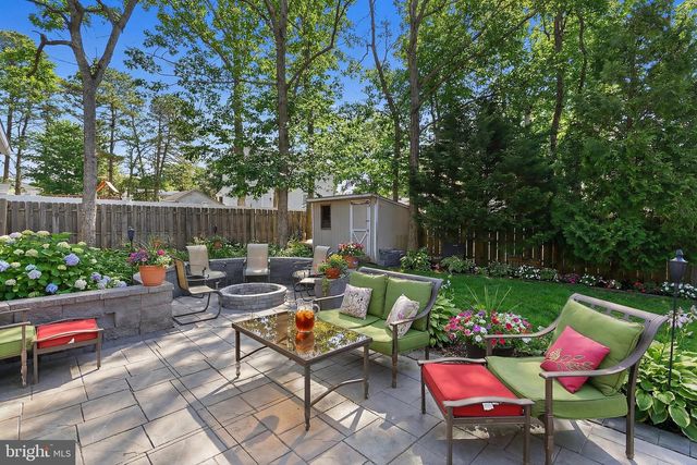161 MOORING ROAD, Manahawkin, NJ 08050