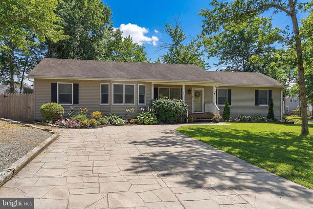 161 MOORING ROAD, Manahawkin, NJ 08050