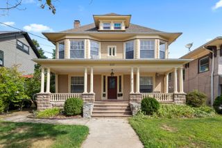 809 Edgewood Avenue, New Haven, CT 06515